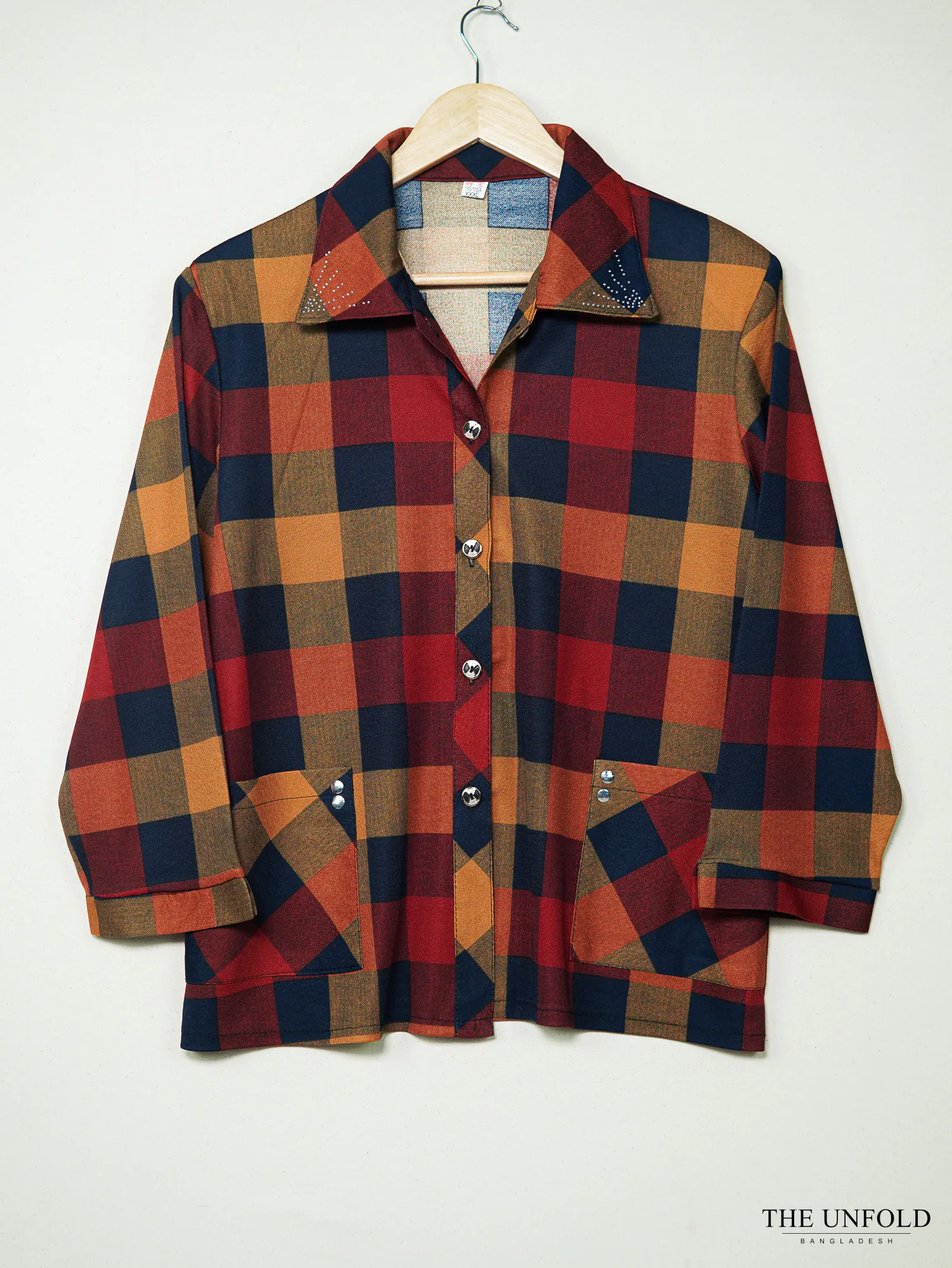 Plaid Checkered Button-Down Shirt with Pockets