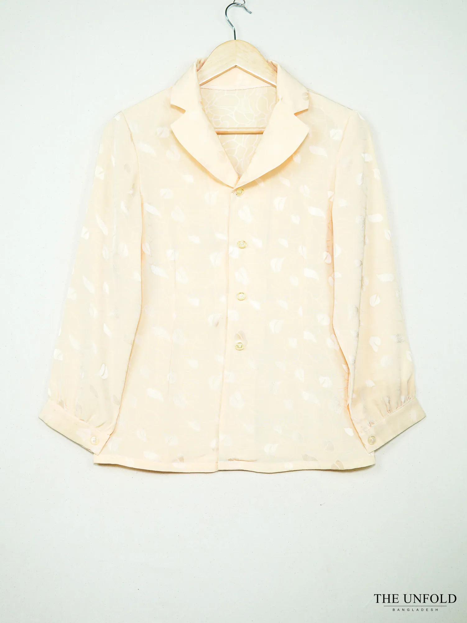Women's Pale Yellow Abstract Pattern Button-Front Shirt
