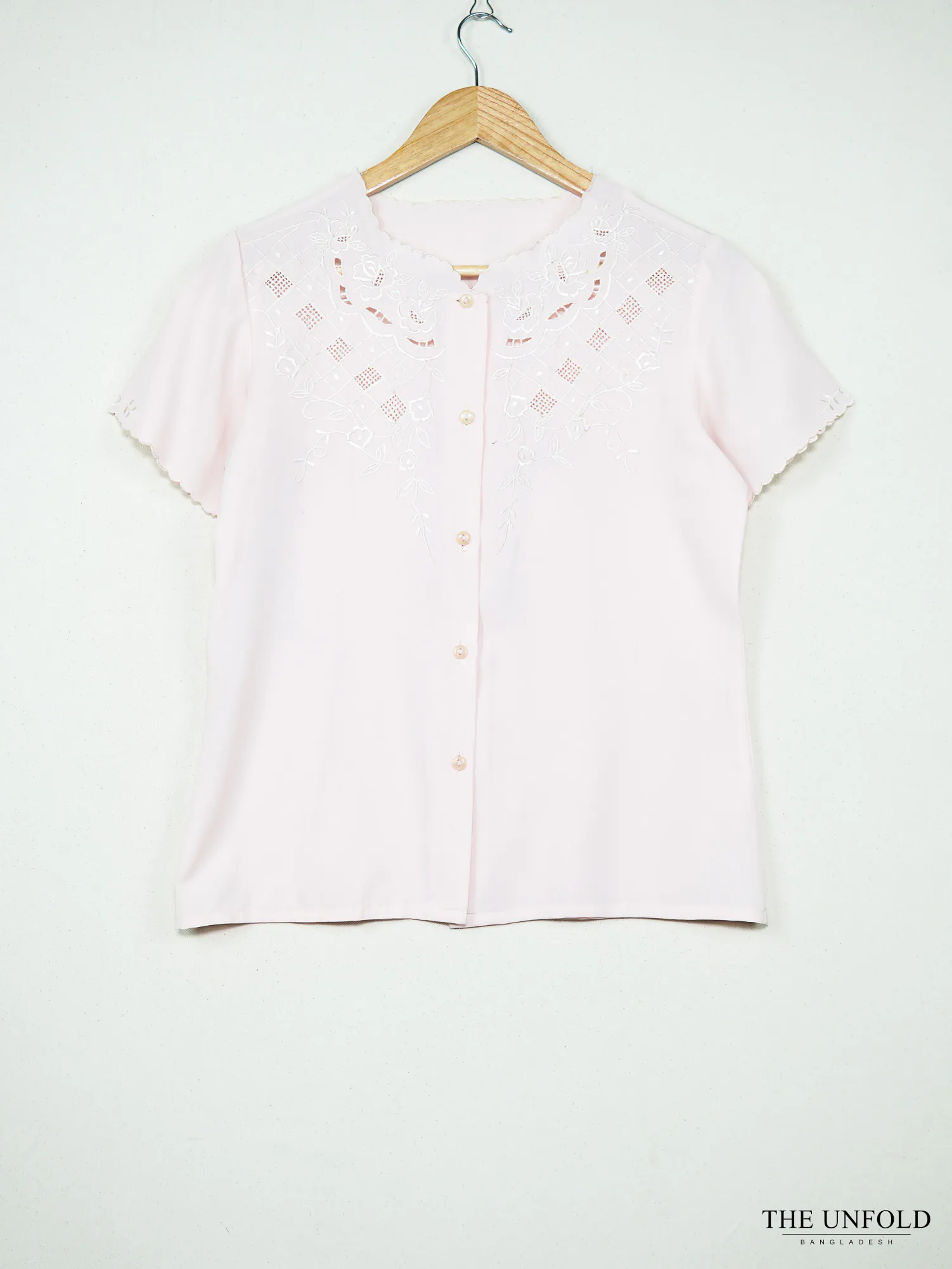 Women's Pink Floral Embroidered Short Sleeve Top