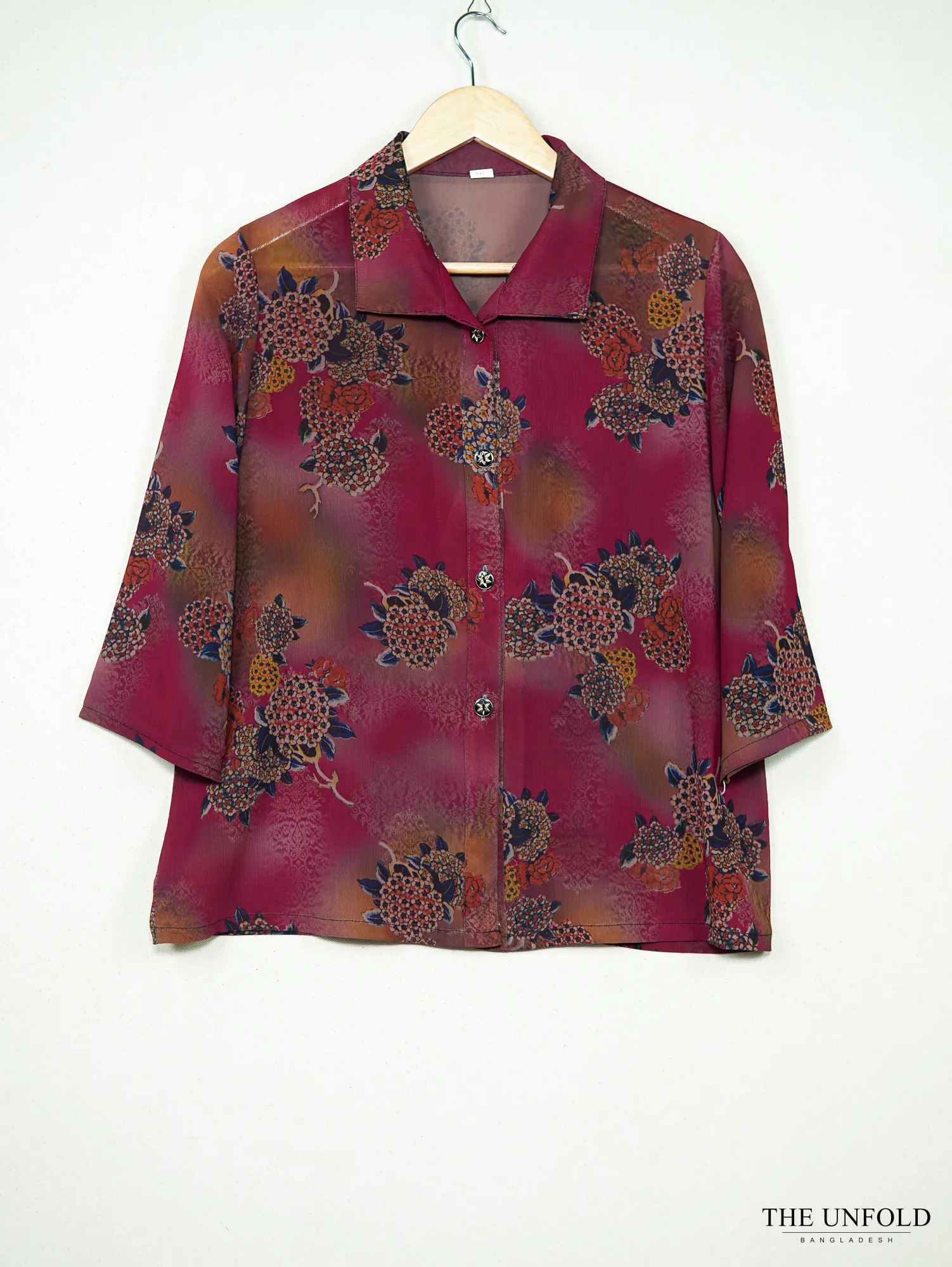 Women's Maroon Floral Collared Button-Up Top