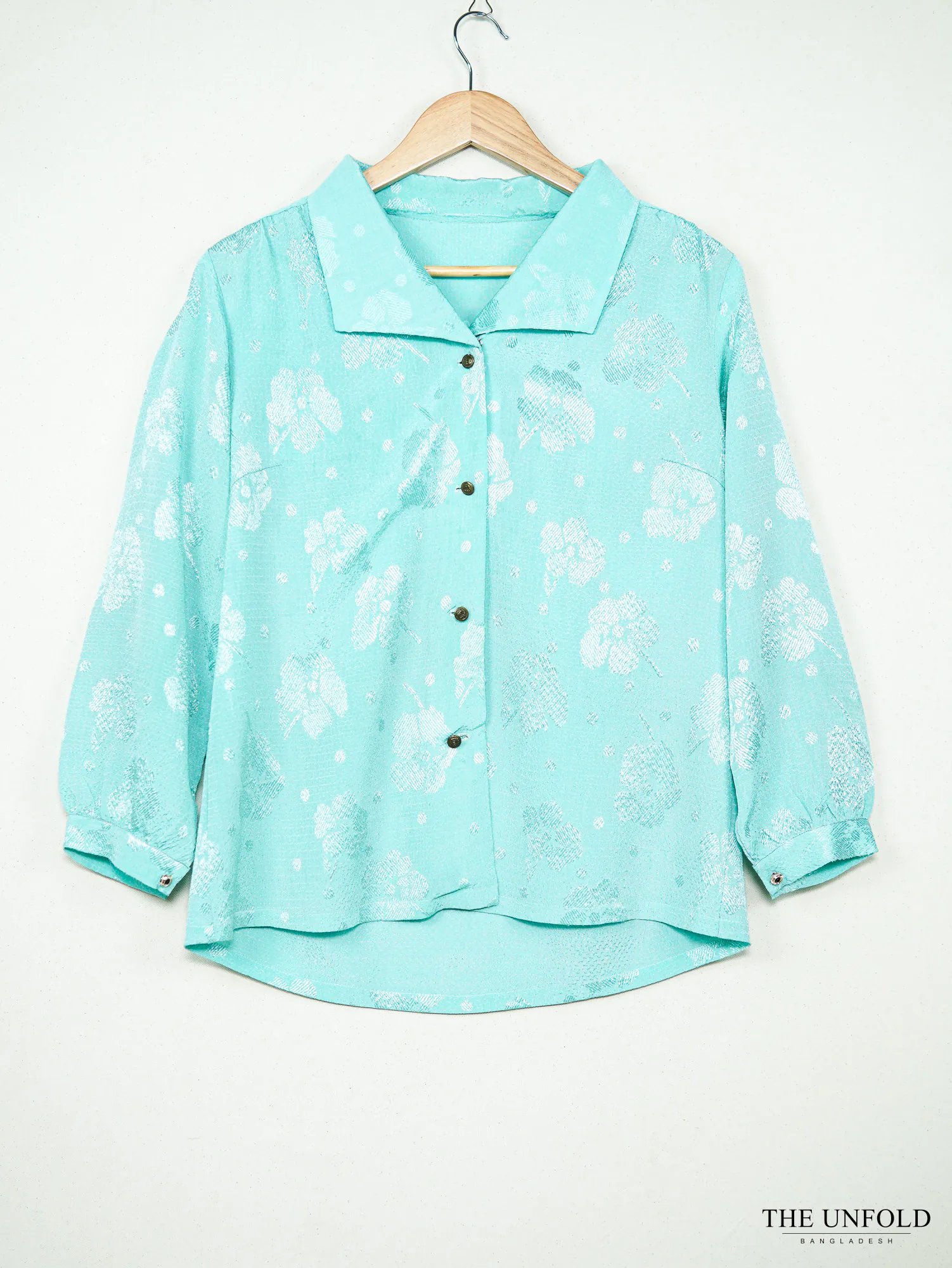 Women's Aqua Floral Collared Button-Front Shirt