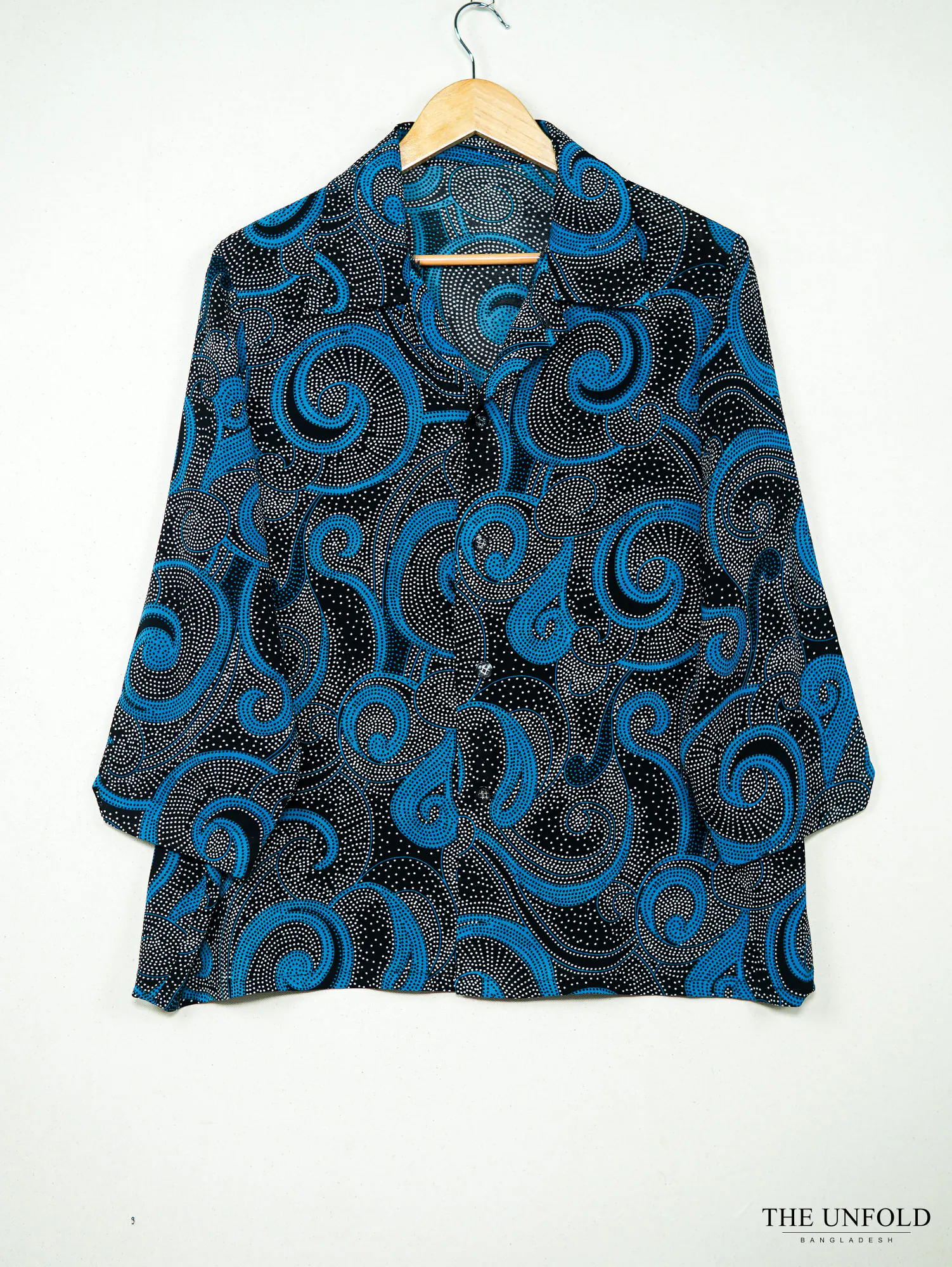 Women's Black and Blue Printed Collared Shirt