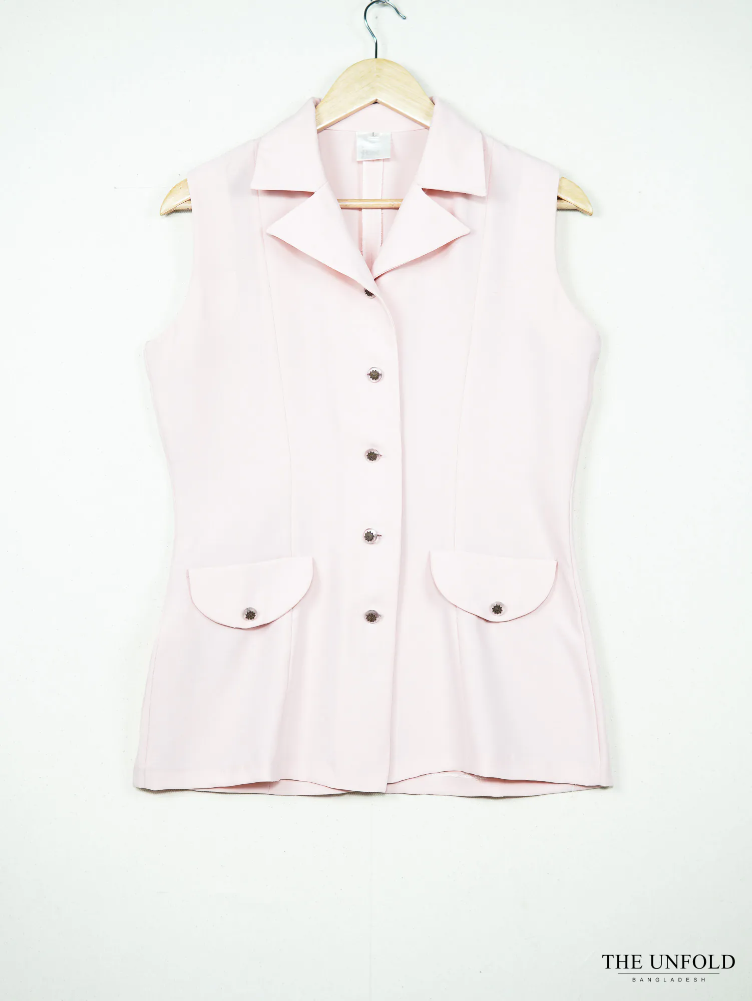 Women's Pale Pink Sleeveless Collared Button-Front Tunic Vest