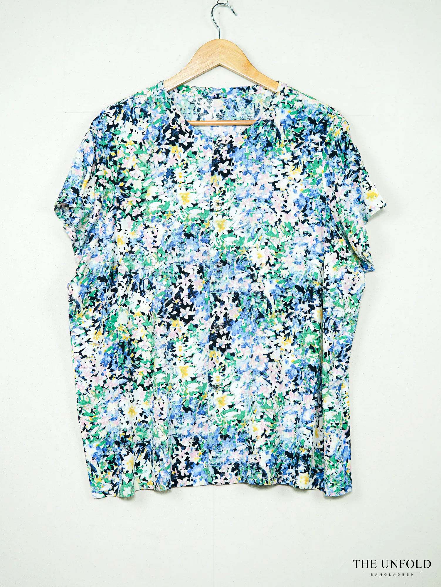 Women's Multi-color Floral Short Sleeve Top