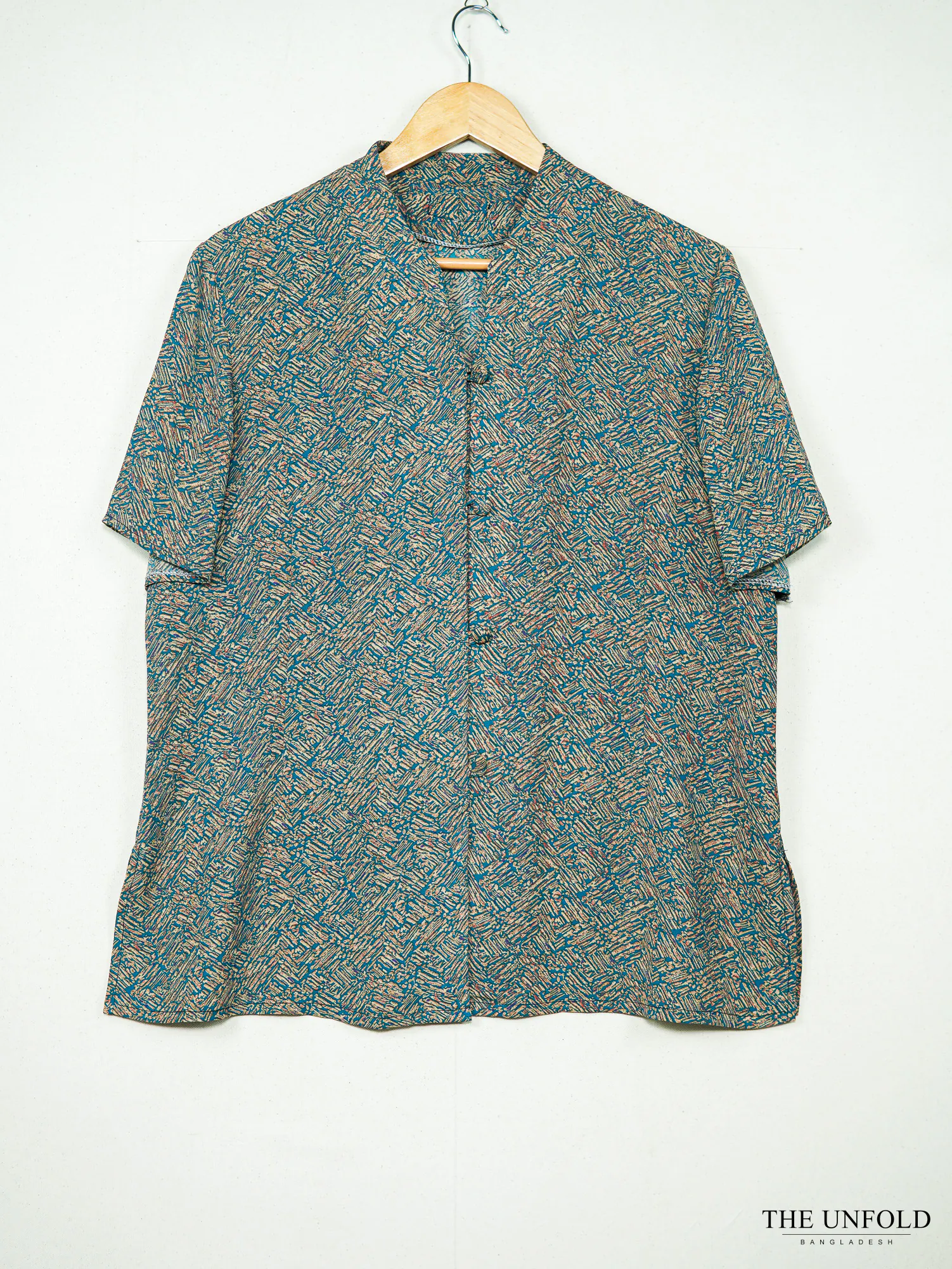 Women's Teal and Beige Abstract Printed Mandarin Collar Shirt